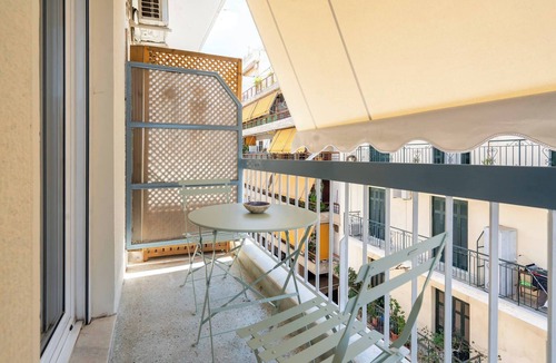 Kinosargous Apartment | Bright 2BR Apartment By Metro Near Acropolis