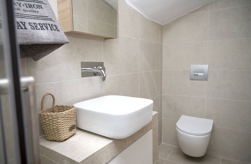 Ermoupoli Apartment | Calm Joy & J - Joy