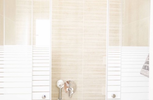 Ermoupoli Apartment | Calm Joy & J - Nest