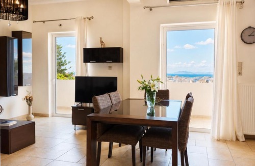 Korinthos Apartment | Canvas Nest Corinth- Sea & City View