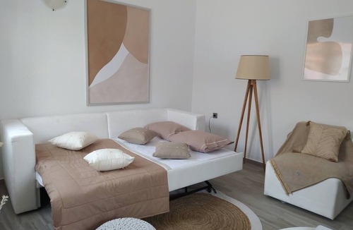 Skiathos Town Apartment | Capolavoro Sea View Villa, 6 pers by MPS