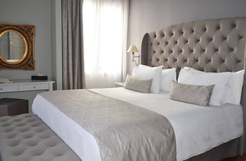 Ladadika Hotel | Capsis Bristol Boutique Hotel