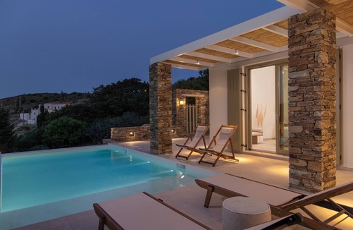 Andros Town House | Casa Di Fiori Andros Suites