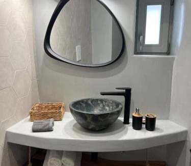 Triovasalos House | Casa Legko