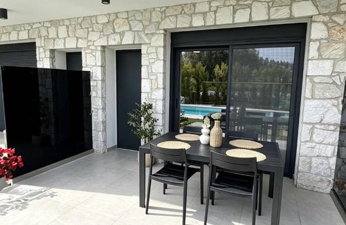Kriopigi House | Casa Rossa, Nilie Hospitality MGMT