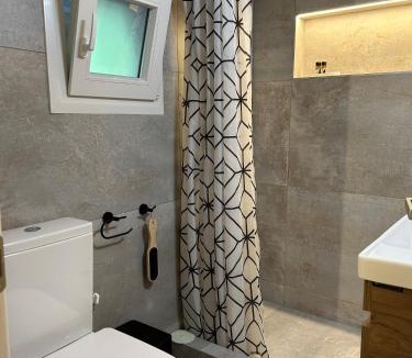 Elliniko-Argyroupoli Apartment | Casa Verde Minimal & Cozy Stay