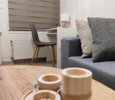 Ano Poli Apartment | Castra Garden House Thessaloniki