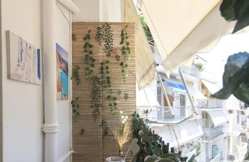 Ilisia Apartment | Central Cosy quite 28sm 5th floor balcony over garden 500m Metro Evangelismos