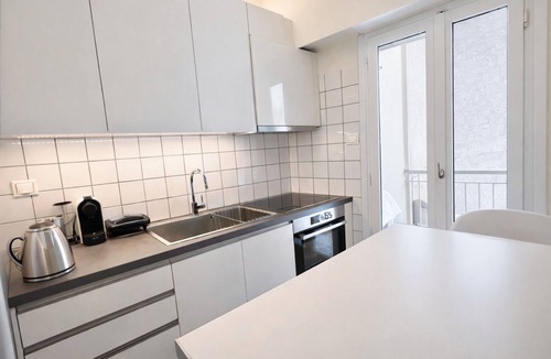 Goudi Apartment | Central Studio Near Uni & Parks – Zografou by ΜΡS
