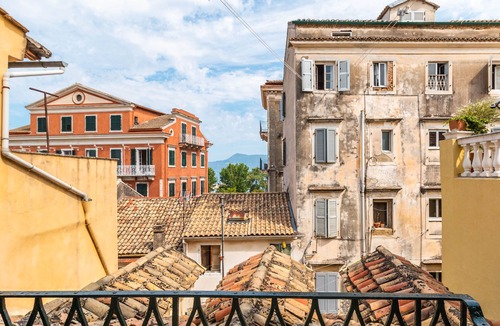 Corfu Town Apartment | Charming Central Corfu Apartment in Old Town