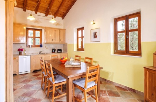 Fiskardo Villa | Charming House with Sea Views and Sunset Outlook near Fiskardo