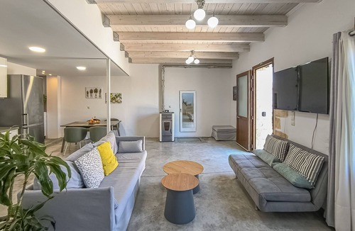 Halepa House | Charming Old Tannery House with Spacious Veranda and Stunning Sea View!