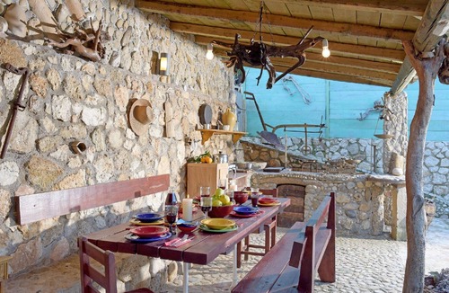 Dafnata House | Charming stone house in Agios Matheos
