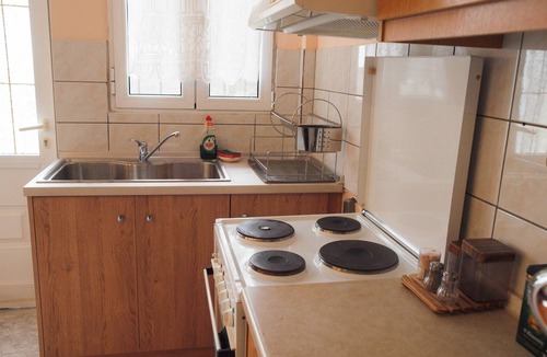 Trikala Apartment | Charming Trikala Apartment with Garden & Central Heating
