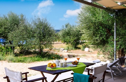 Ithaki Villa | Contemporary Beachfront Studio-House near Vathy with Direct Beach Access