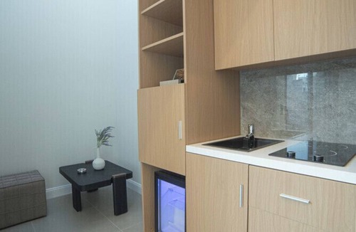 Piraeus Apartment | Contemporary Studio at AKVA with Terrace