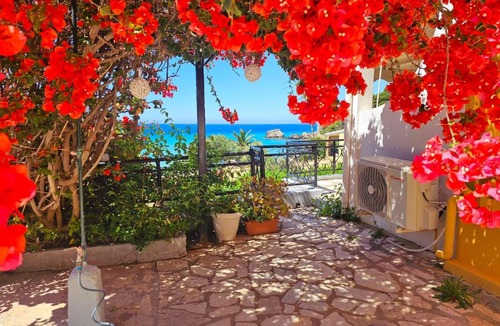 Glyfada Apartment | Corfu Glyfada Beach Apartment