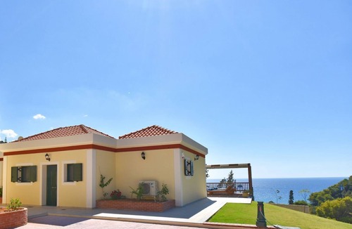 Kefalari Villa | Corfu Pool Villa in the bay of Pelekas only 200m to the beach with sea view