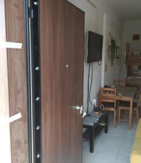 Polichrono Apartment | Cosy family apartment near the Sea