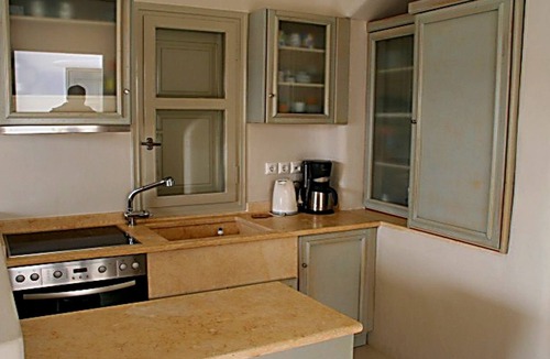 Ornos House | Cosy Villa close to the beach with a small private pool.
