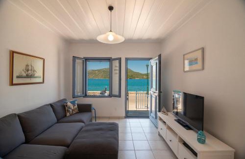 Vathy House | Cottage on the Sea
