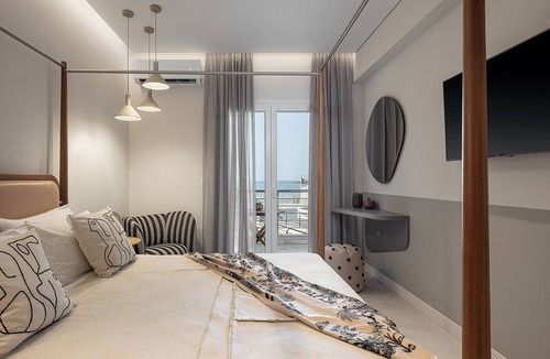 Kato Galatas Apartment | Cozy 2 bedroom apt in front of the sea