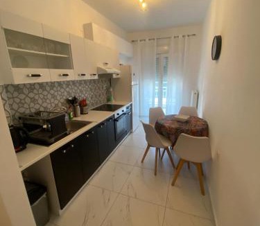 Perea Apartment | Cozy apartment with two bedrooms with a sea view