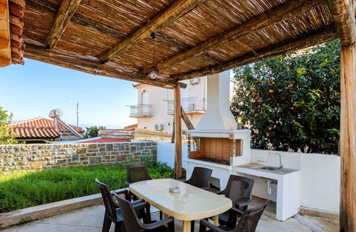 Nea Koroni House | Cozy Seaside Cocoon - Ideal Sunny Escape