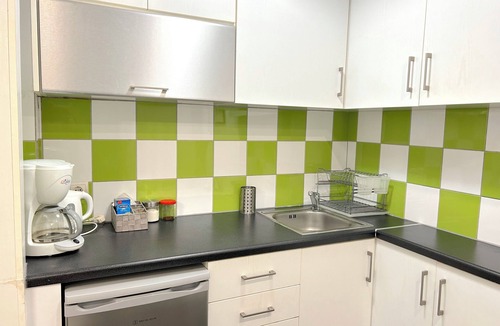 Ilisia Apartment | Cozy Studio Near City Center I Walk to Metro
