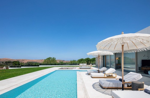 Geropotamos Villa | Cresto Iconic Villa, with Heated Spa Whirlpool