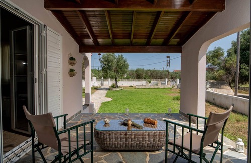 Ntomata Villa | Cute 2 bedroom villa in Svoronata, Kefalonia for your cozy and relaxing holiday