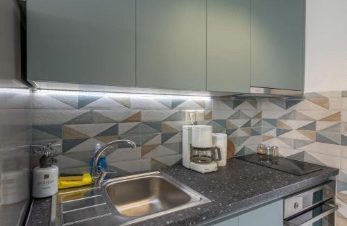 Ierissos Apartment | Cycladic flat with sea view and BBQ grill