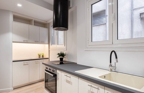 Makrigianni Villa | Delightful Athens Apartment | 2 Bedrooms | Apartment Shoi | Perfect Place