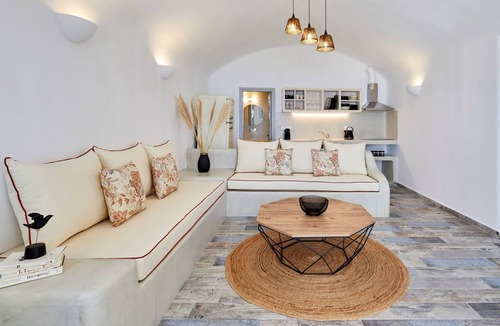 Fira Villa | Delightful Santorini Suite | White Pearl Suite | 2 Bedrooms | Private Pool