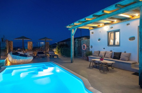 Xilokeratidi Apartment | Deluxe 2 Bedroom House with Private Outdoor Pool