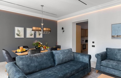 Old Town House | Deluxe Suite Side Sea View