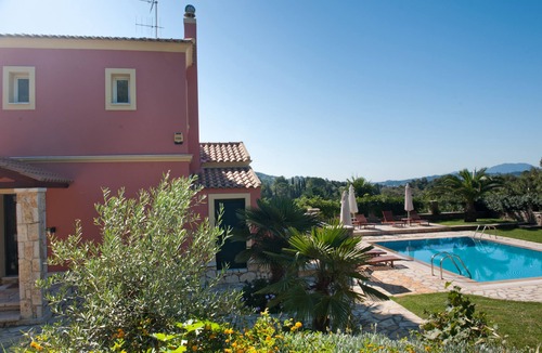 Dassia Villa | Deluxe Villa Rose with Private Pool