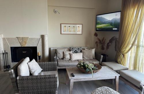 Perea Apartment | Diamond Sunset Apartments