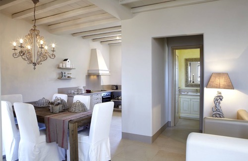 Agios Fokas Villa | Diles & Rinies