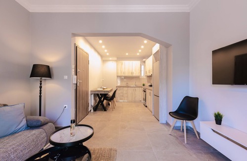 Petralona Apartment | Dimofontas - Modern Renov Hub at the heart of Thiseio, Gkazi & Acropolis