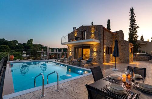 Afra Villa | Domus Dervisi, by Estia