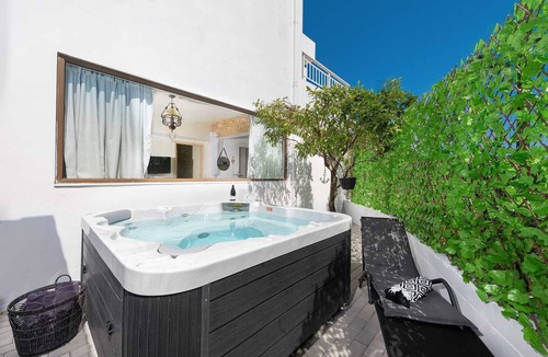 Afandou Apartment | Dont miss your chance to experience the magic of Evis Afandou Suite.