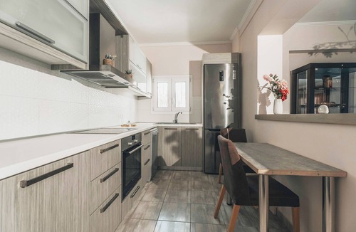 Tsilivi House | Dream House - Three Bedroom House, Sleeps 6