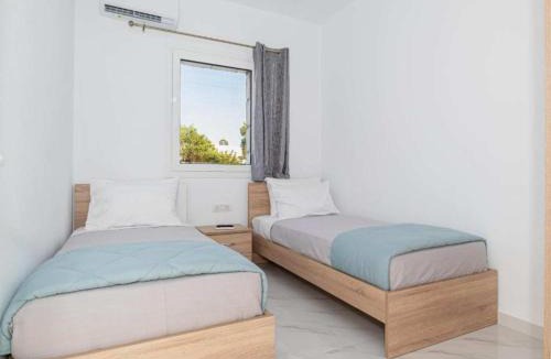 Haraki Villa | Dreamy Charaki 2 Bd Villa with Private Pool
