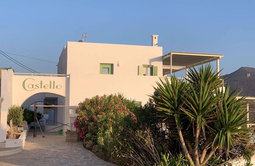 Amorgos Apartment | Economy triple