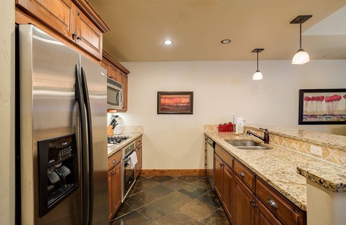 Steamboat Springs Condo | EL5110 | Private Hot Tub | 4 Pools | Air Chilling | Close to Skiing