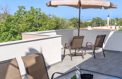 Linia Apartment | Elaia Pearl Apartment with Sea, Dune & Lake Views, Wi-Fi and Air Conditioning