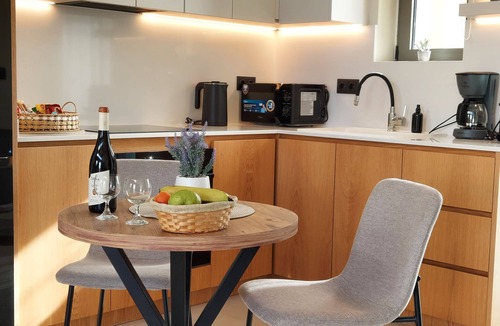 Platanes House | Elea Suites - Helios - Adelianos Kampos