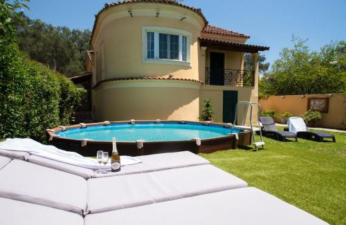 Vitalades Villa | Eleas Gi Villa