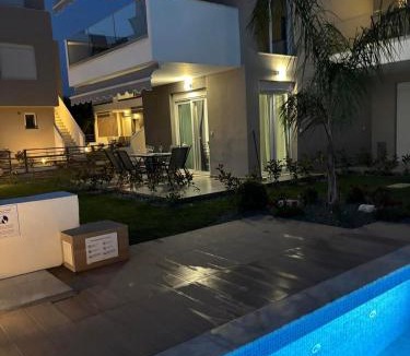 Ofrinion Apartment | Elenidanaib